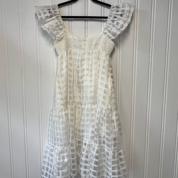White Checkered Ruffle Sleeve Dress Day & Moon‎ size large - Picture 5 of 6